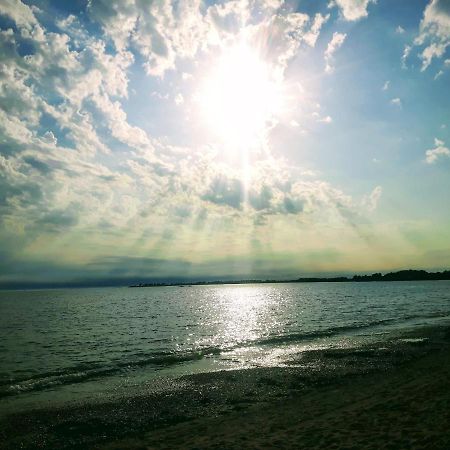 Ty Betahon - 200M De La Plage Ambon Экстерьер фото